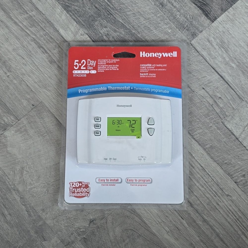 NWT, Honeywell • Programmable Thermostat